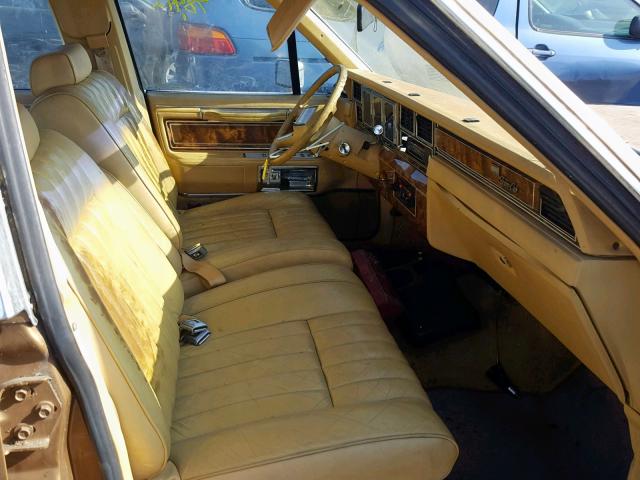 1LNBP96F2EY759242 - 1984 LINCOLN TOWN CAR GOLD photo 5