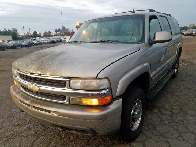 3GNGK26U53G273540 - 2003 CHEVROLET SUBURBAN K GRAY photo 2