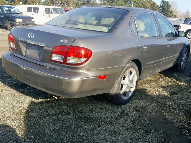 JNKDA31A22T009905 - 2002 INFINITI I35 GRAY photo 4