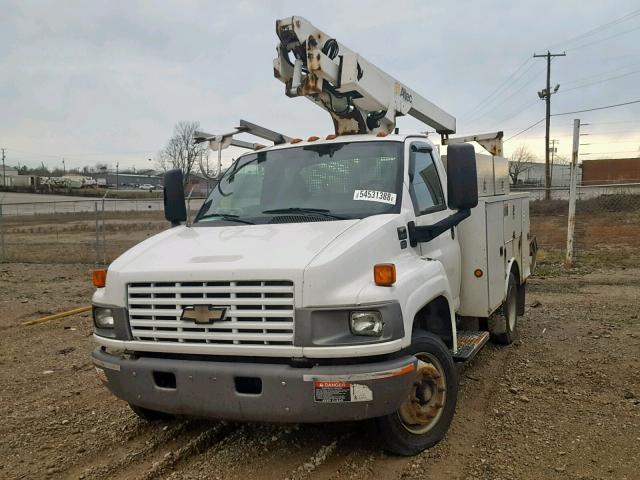 1GBC4C1917F421429 - 2007 CHEVROLET C4500 C4C0 WHITE photo 2