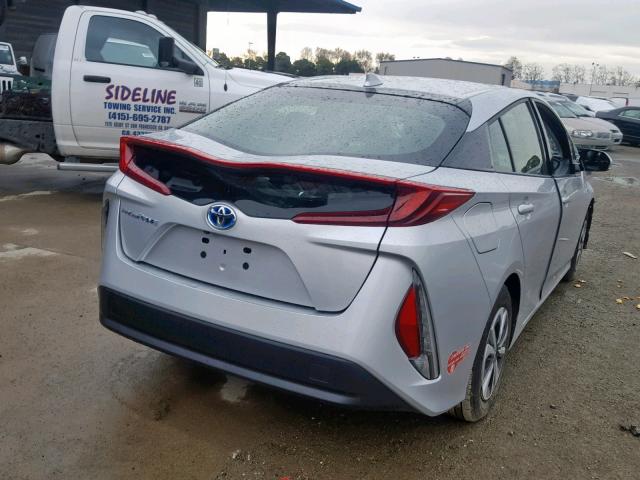 JTDKARFP7H3066232 - 2017 TOYOTA PRIUS PRIM SILVER photo 4