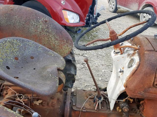 54534818 - 1962 FORD TRACTOR ORANGE photo 5