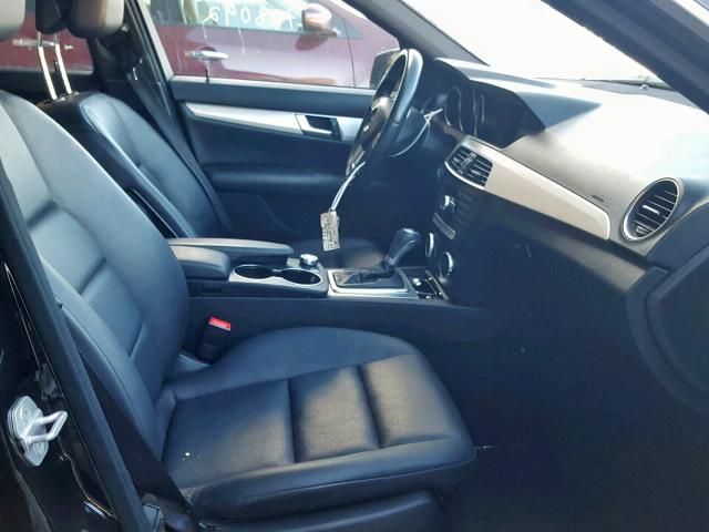 WDDGF4HB3DR268624 - 2013 MERCEDES-BENZ C 250 BLACK photo 5