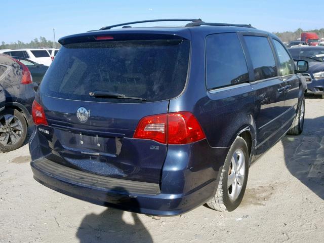 2V8HW34119R546576 - 2009 VOLKSWAGEN ROUTAN SE GRAY photo 4