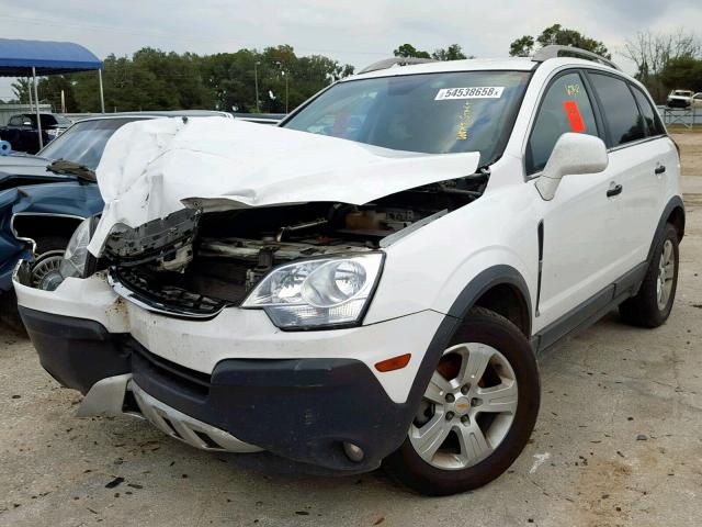 3GNAL2EK6DS575923 - 2013 CHEVROLET CAPTIVA LS WHITE photo 2