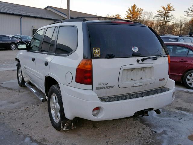 1GKDT13S052111398 - 2005 GMC ENVOY WHITE photo 3