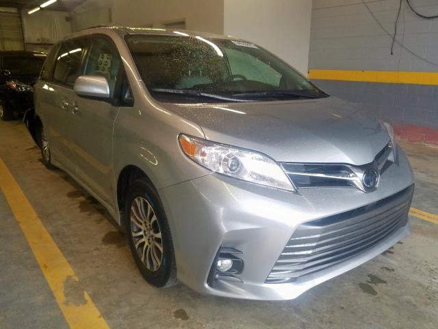 5TDYZ3DC1KS015444 - 2019 TOYOTA SIENNA LIM SILVER photo 1