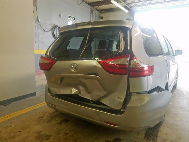 5TDYZ3DC1KS015444 - 2019 TOYOTA SIENNA LIM SILVER photo 9