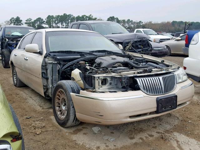 1LNHM83W81Y722871 - 2001 LINCOLN TOWN CAR C BEIGE photo 1