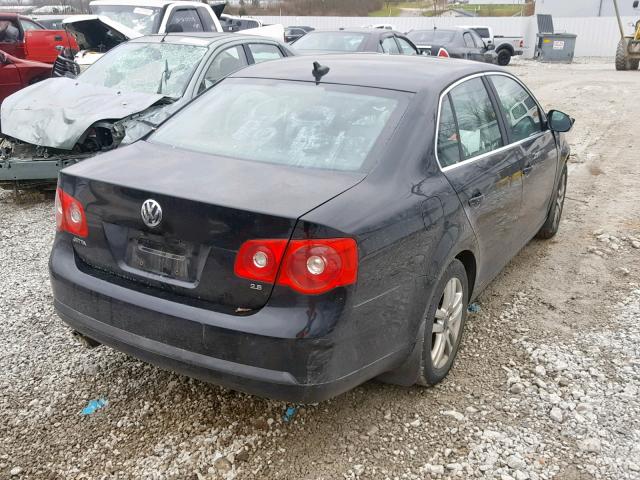 3VWSG71KX7M134502 - 2007 VOLKSWAGEN JETTA 2.5 BLACK photo 4