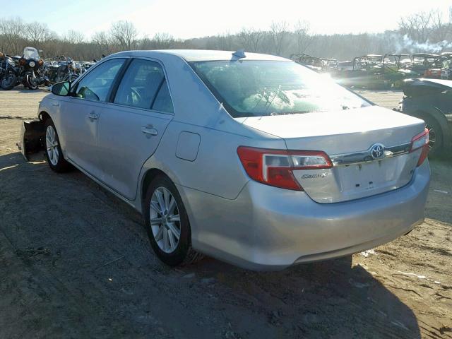 4T1BD1FK1CU038924 - 2012 TOYOTA CAMRY HYBR SILVER photo 3