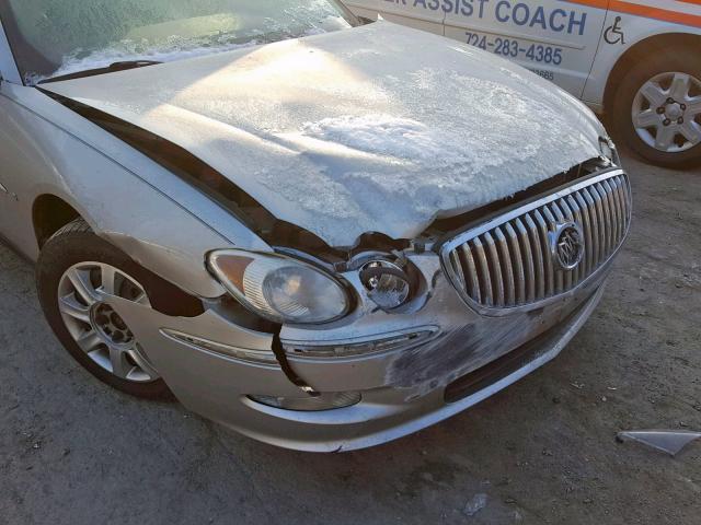 2G4WC582X81207205 - 2008 BUICK LACROSSE C SILVER photo 9