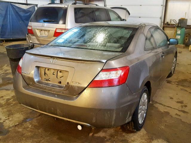 2HGFG11346H002098 - 2006 HONDA CIVIC DX V GRAY photo 4