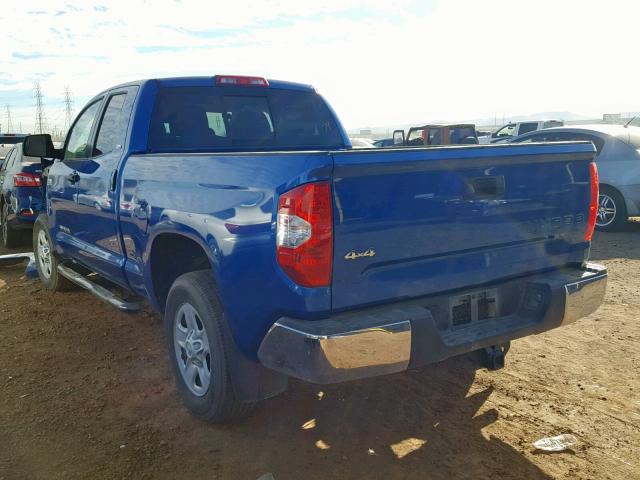 5TFUY5F16JX701478 - 2018 TOYOTA TUNDRA DOU BLUE photo 3