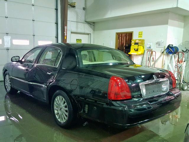 1LNHM83W24Y683666 - 2004 LINCOLN TOWN CAR U BLACK photo 3