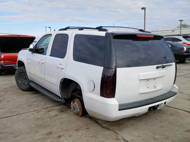 1GKS1AE09BR170378 - 2011 GMC YUKON SLE WHITE photo 3