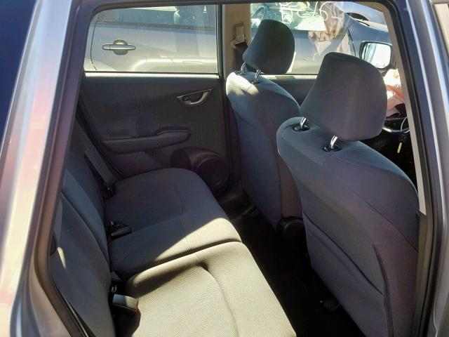 JHMGE8H34DC065661 - 2013 HONDA FIT SILVER photo 6