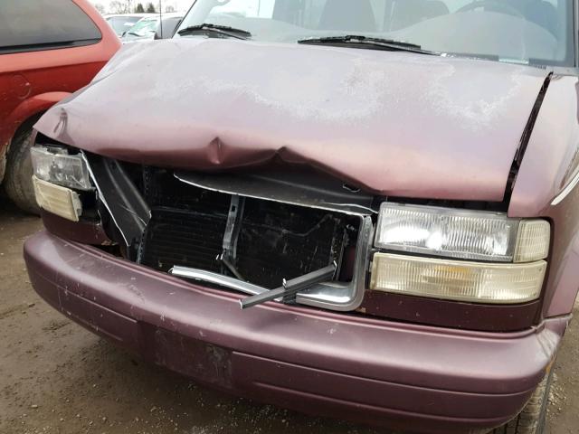 1GKDM19W0VB545313 - 1997 GMC SAFARI XT MAROON photo 9