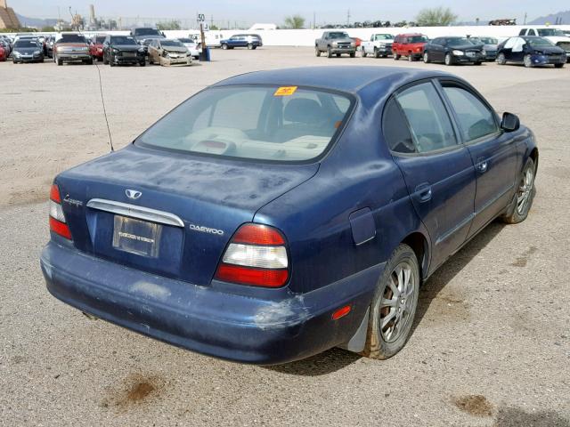 KLAVB69202B331702 - 2002 DAEWOO LEGANZA SE BLUE photo 4