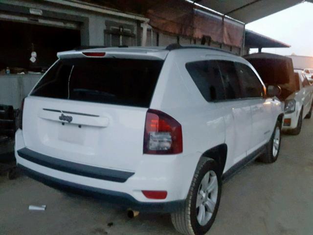 1C4NJCBA2GD525770 - 2016 JEEP COMPASS SP WHITE photo 4