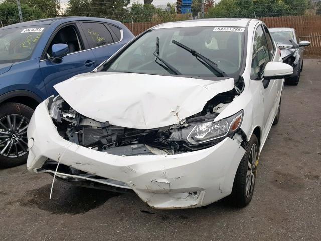 JHMGK5H77HS003886 - 2017 HONDA FIT EX WHITE photo 2