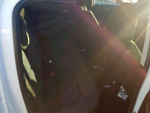 1GCGSCE38G1204112 - 2016 CHEVROLET COLORADO L WHITE photo 6