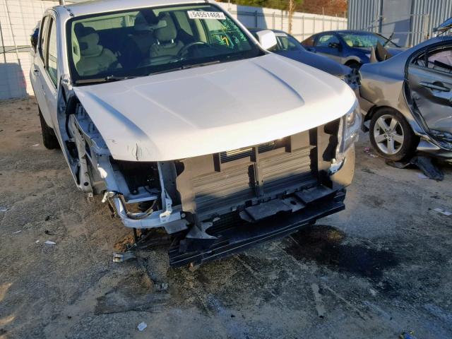 1GCGSCE38G1204112 - 2016 CHEVROLET COLORADO L WHITE photo 9