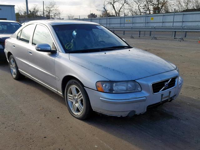 YV1RS592272606363 - 2007 VOLVO S60 2.5T SILVER photo 1