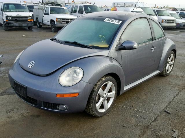 3VWSG31C27M511695 - 2007 VOLKSWAGEN NEW BEETLE GRAY photo 2