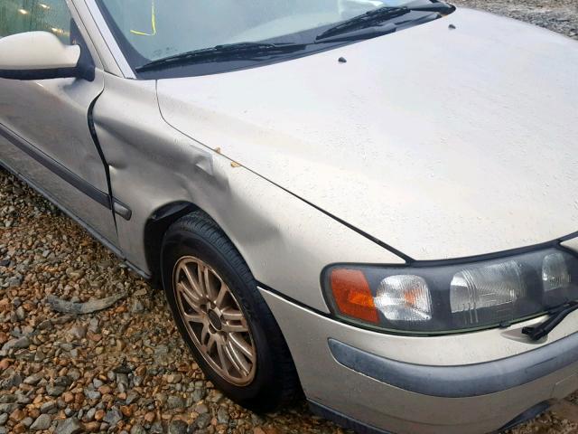 YV1RS61T832277351 - 2003 VOLVO S60 BEIGE photo 9