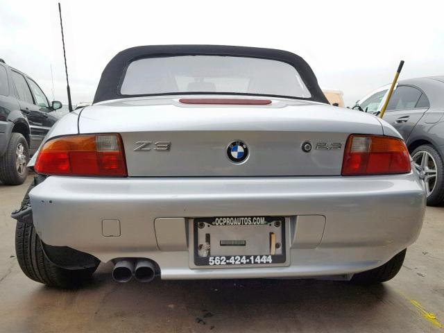 4USCH9339XLG01686 - 1999 BMW Z3 2.3 SILVER photo 6