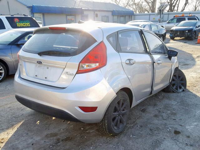 3FADP4EJ5CM161537 - 2012 FORD FIESTA SE SILVER photo 4