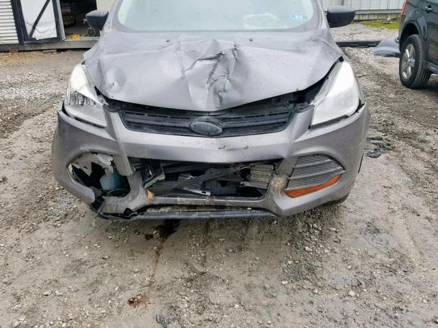 1FMCU0F77DUC12135 - 2013 FORD ESCAPE S GRAY photo 9