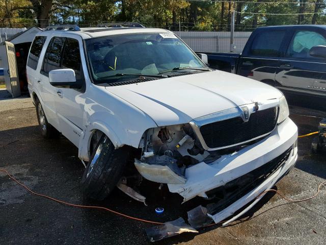 5LMFU28596LJ08904 - 2006 LINCOLN NAVIGATOR WHITE photo 1