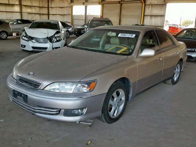 JT8BF28G8Y0285092 - 2000 LEXUS ES 300 BEIGE photo 2