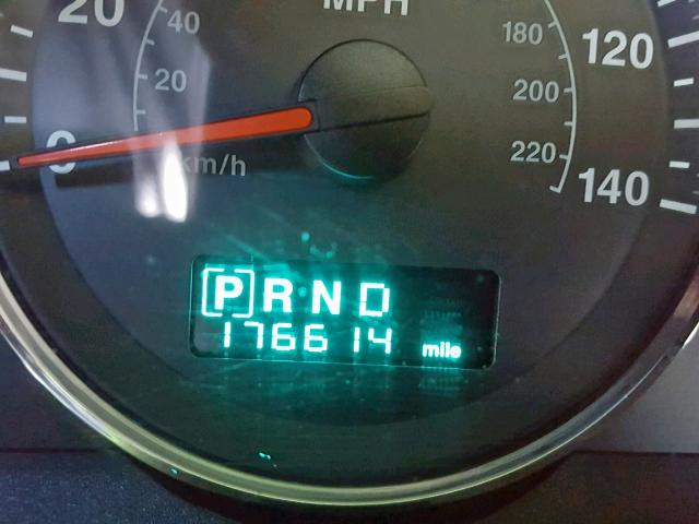 1J8HG48N46C188964 - 2006 JEEP COMMANDER GRAY photo 8