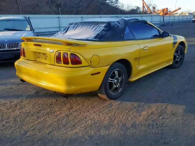 1FAFP45X6WF262670 - 1998 FORD MUSTANG GT YELLOW photo 4