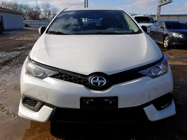 JTNKARJEXGJ522302 - 2016 TOYOTA SCION IM WHITE photo 9