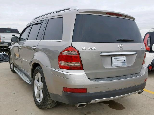 4JGBF71E39A457947 - 2009 MERCEDES-BENZ GL 450 4MA SILVER photo 3