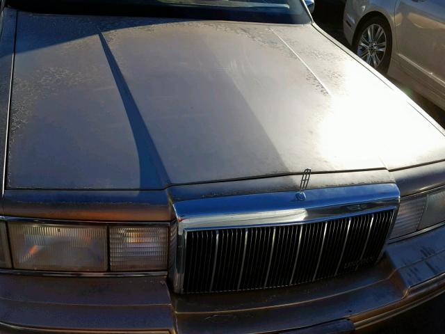 1LNCM81W5MY642722 - 1991 LINCOLN TOWN CAR E GOLD photo 7