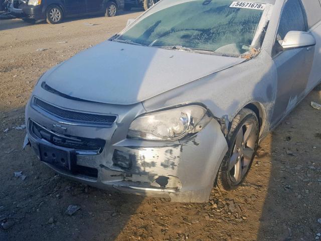 1G1ZC5EUXBF133767 - 2011 CHEVROLET MALIBU 1LT SILVER photo 9