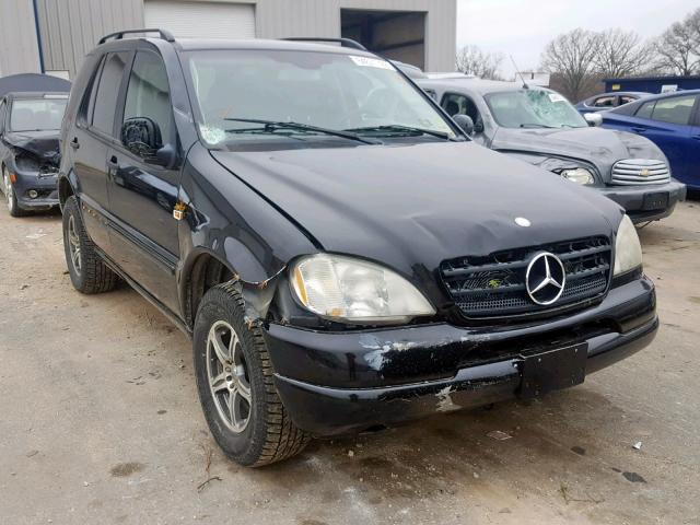 4JGAB54E31A273443 - 2001 MERCEDES-BENZ ML 320 BLACK photo 1