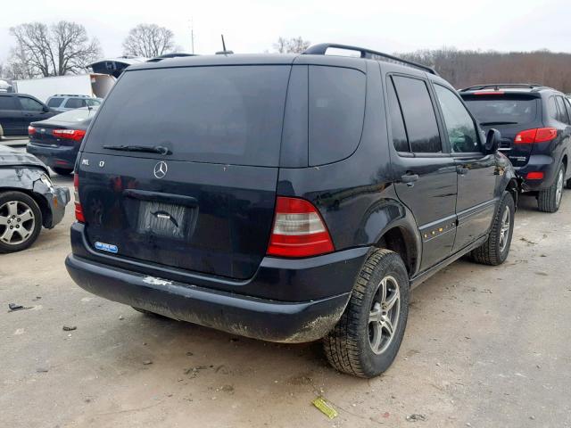 4JGAB54E31A273443 - 2001 MERCEDES-BENZ ML 320 BLACK photo 4