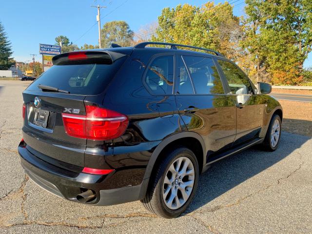 5UXZV4C50BL402804 - 2011 BMW X5 XDRIVE3 BLACK photo 4