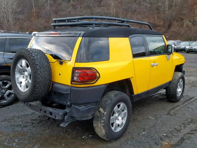 JTEBU11F970064226 - 2007 TOYOTA FJ CRUISER YELLOW photo 4