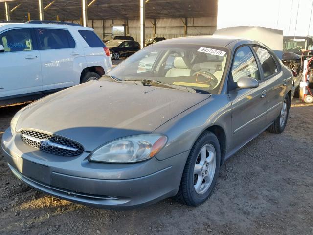 1FAFP55U82G249936 - 2002 FORD TAURUS SES GREEN photo 2