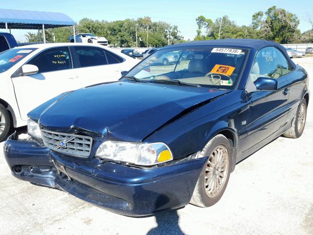 YV1NC63D94J061677 - 2004 VOLVO C70 LPT BLUE photo 2