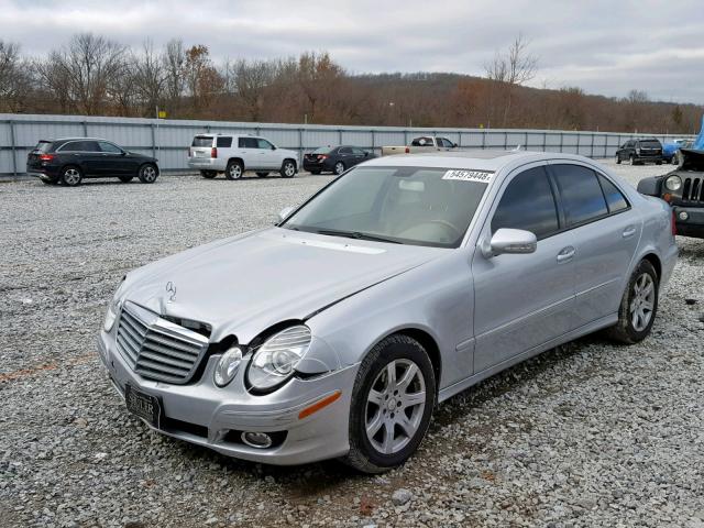 WDBUF22X88B273272 - 2008 MERCEDES-BENZ E 320 CDI SILVER photo 2