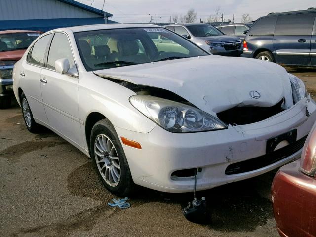 JTHBF30G725007795 - 2002 LEXUS ES 300 WHITE photo 1