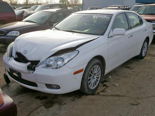 JTHBF30G725007795 - 2002 LEXUS ES 300 WHITE photo 2